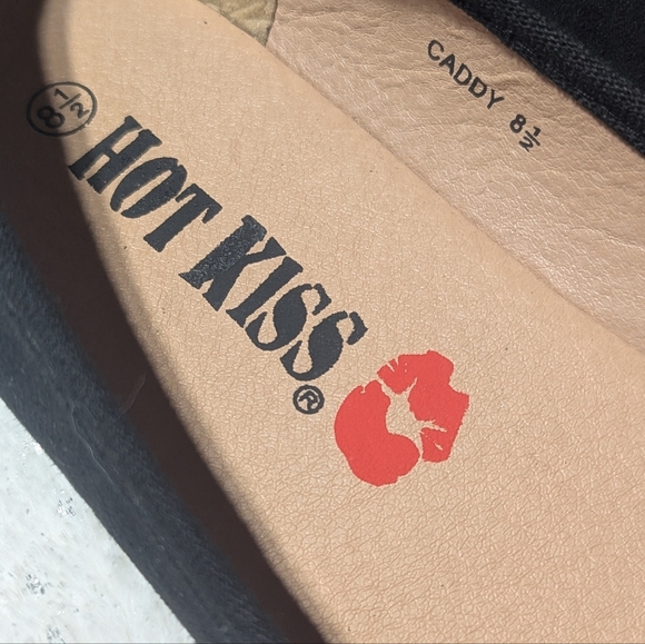 Hot Kiss Embroidered Golf Caddy Shoes Women’s 8.5 Preppy - Picture 4 of 5